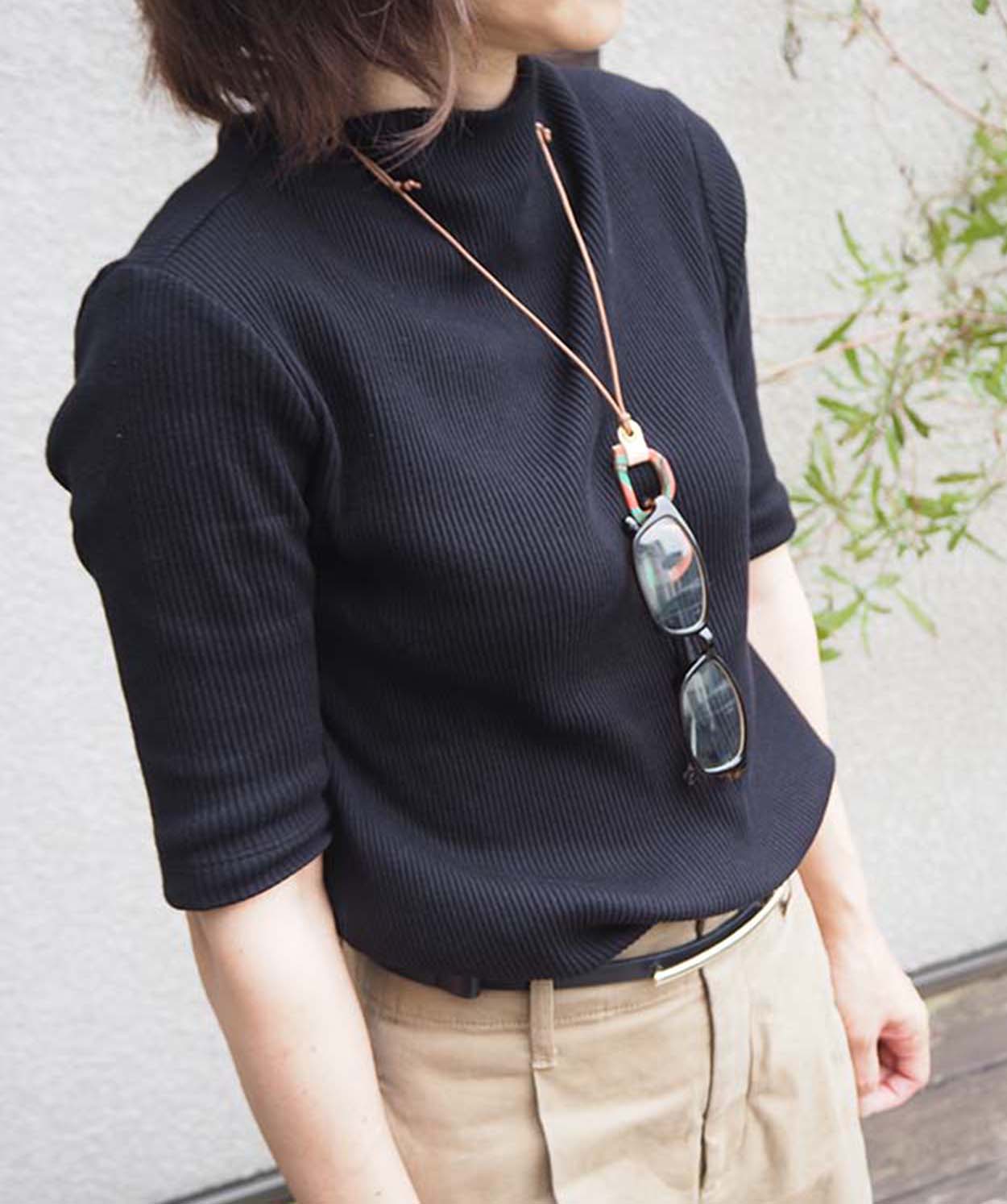 本革のめがねホルダーネックレス